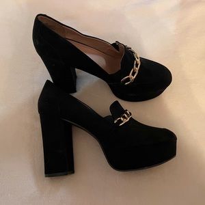Black Suede Heeled Loafer